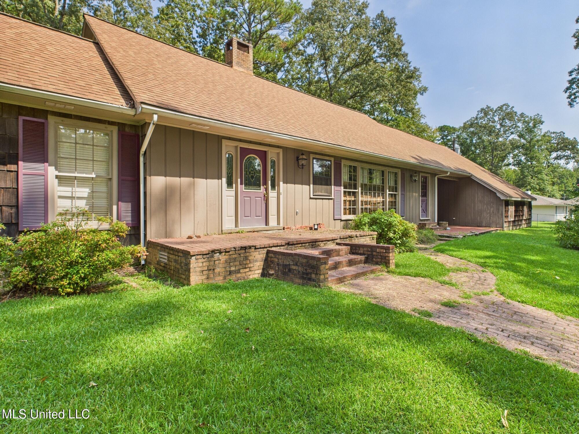 104 Renfroe Road Kosciusko, MS 39090 - Photo 2 of 30 CAM02761G0-PR0038-STILL028