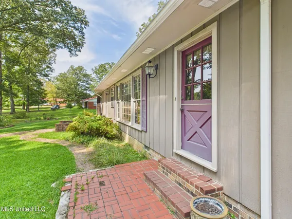 $245,000 | 104 Renfroe Road, Kosciusko, MS 39090