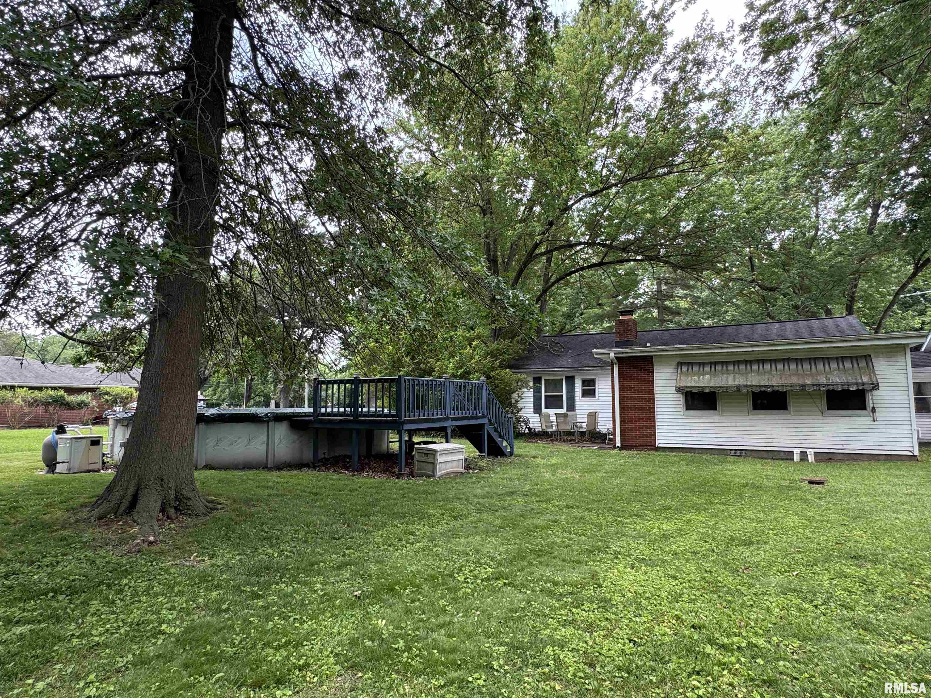 6924 Garden View Lane Springfield, IL 62712 - Photo 29 of 37