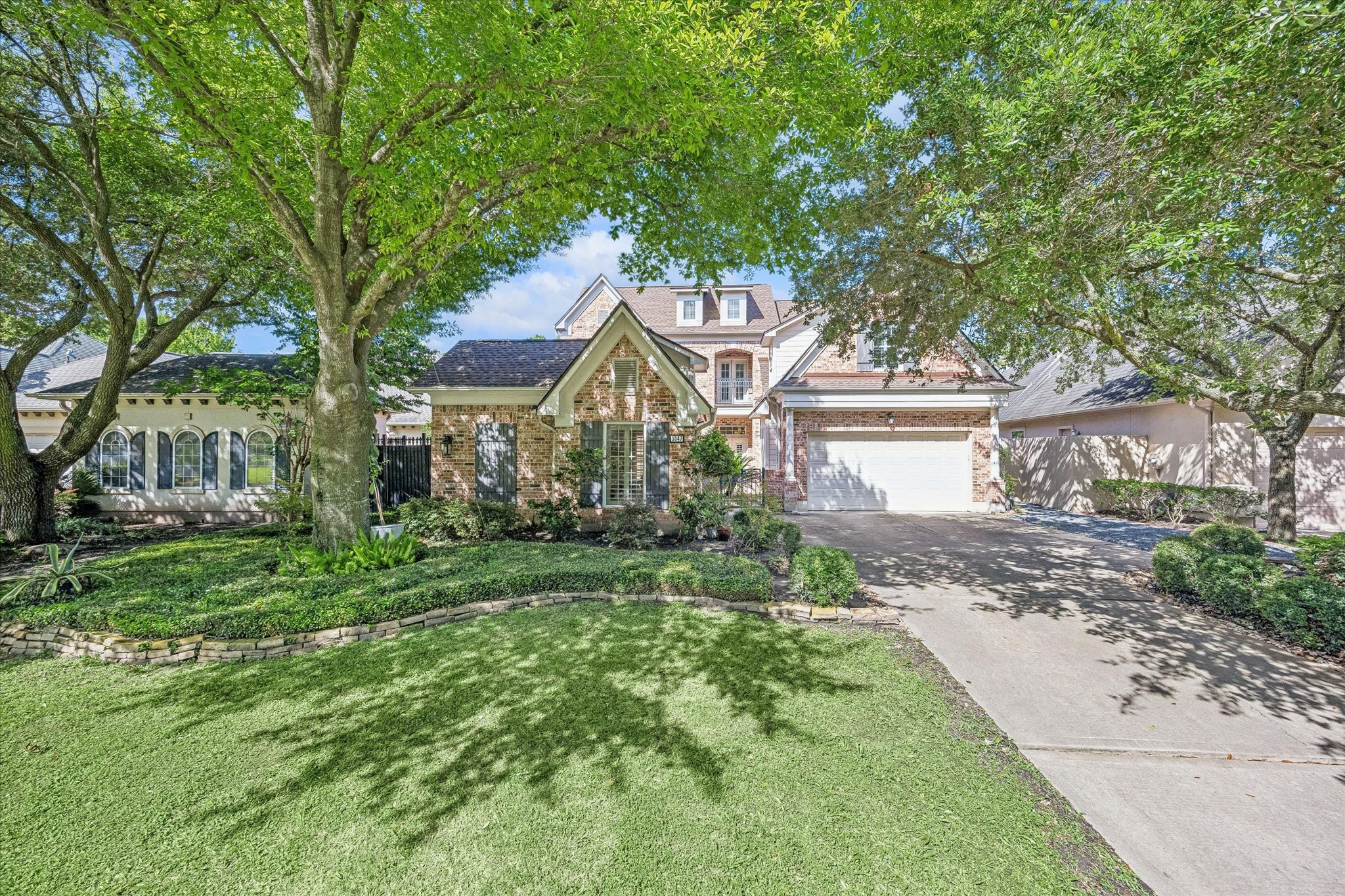 3047 Bonnebridge Way Boulevard Houston, TX 77082 - Photo 4 of 50 This splendid property features fabulous curb appeal, highlighted by lush, manicured landscaping and mature trees. The home includes a two-car garage, while the third garage bay has been professionally converted into a versatile exercise room.