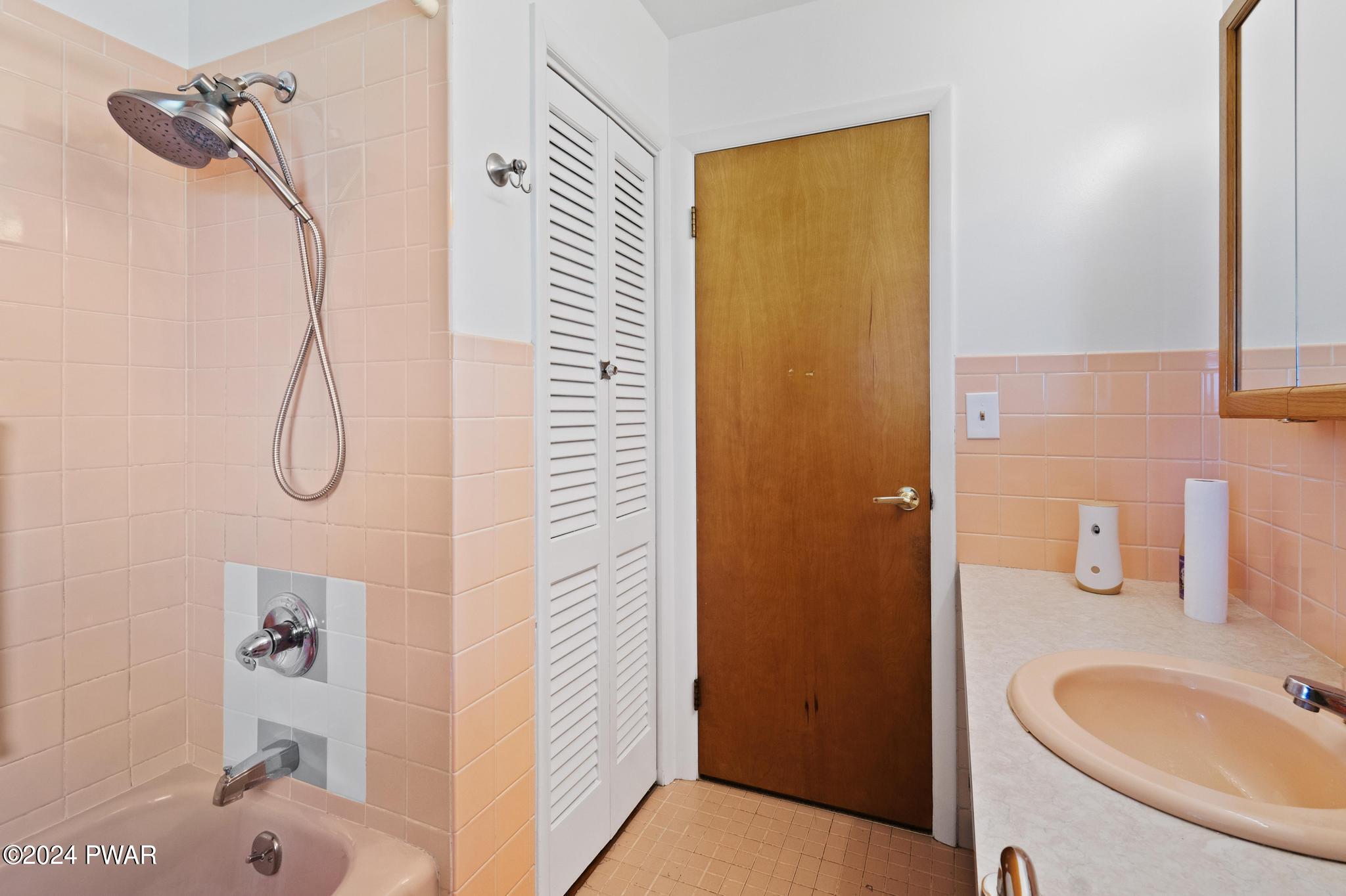 136 A Callapoose Road Moscow, PA 18444 - Photo 49 of 60