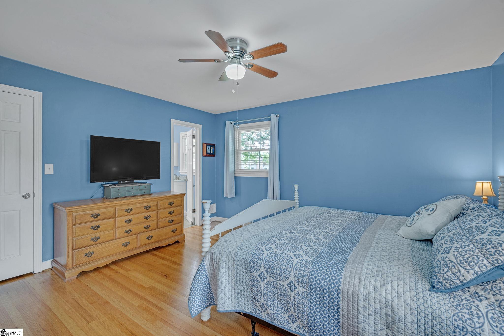 215 Edgewood Drive Mauldin, SC 29662 - Photo 15 of 32