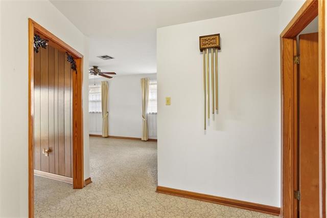 740 Deerfield Road Gretna, LA 70056 - Photo 3 of 16 Gallery Image 3