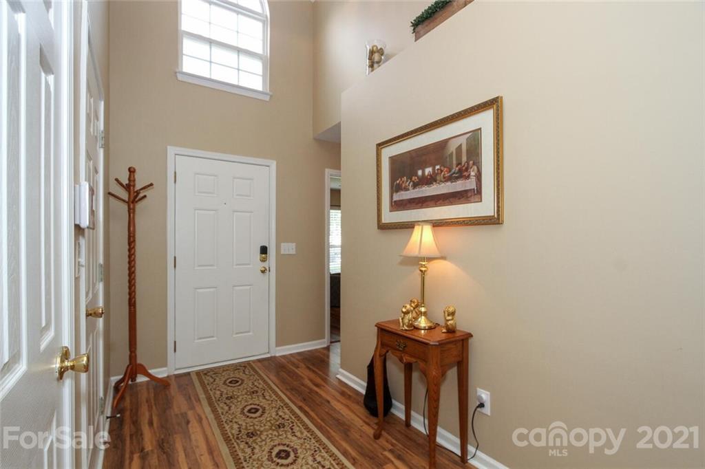 1394 Spring View Court Rock Hill, SC 29732 - Photo 4 of 23 Gallery Image 4