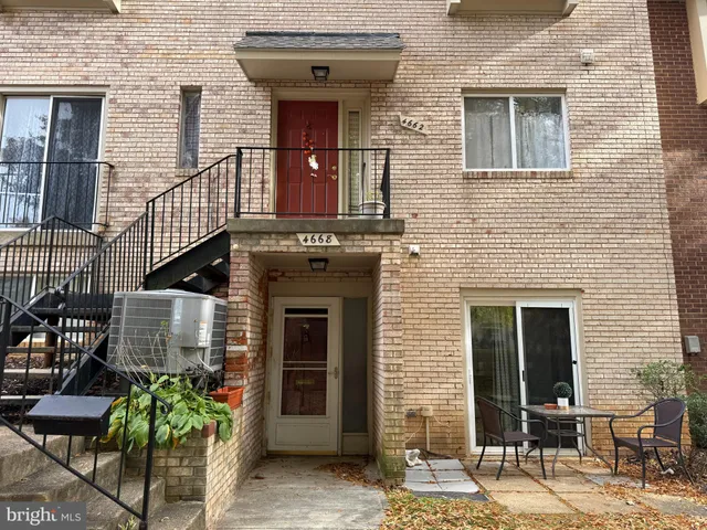 $1,500 | 4668 Conwell Drive, Unit 176, Annandale, VA 22003