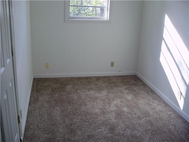 710 Ringgold Road Clarksville, TN 37042 - Photo 10 of 11 Gallery Image 10