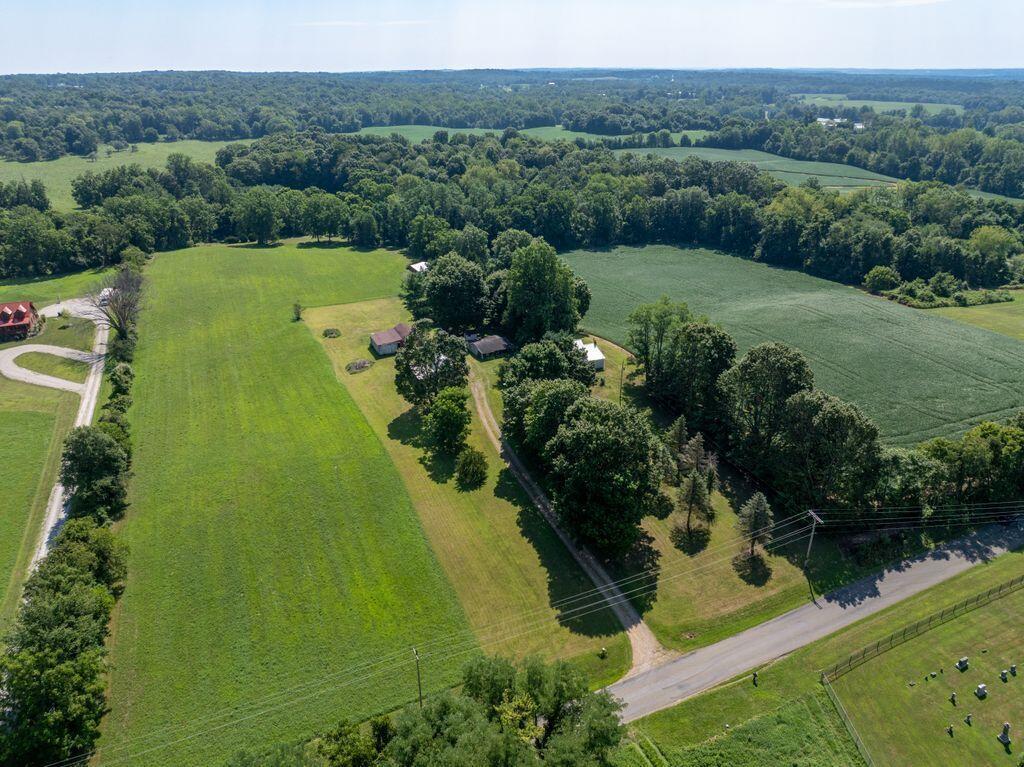 6454 Castle Road Johnstown, OH 43031 - Photo 7 of 26 Johnstown Drone 00002