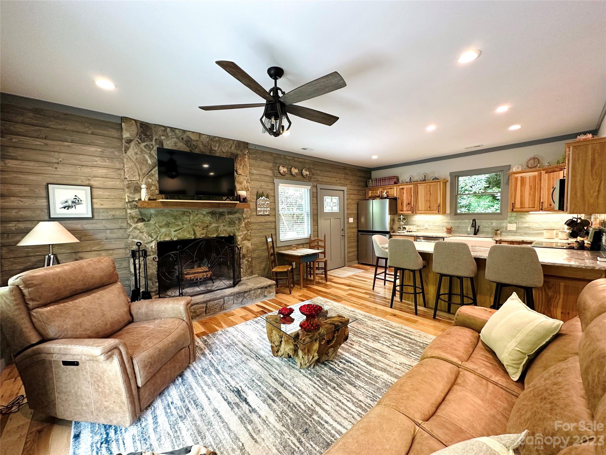 776 Niley Cook Road Blowing Rock, NC 28605 - Photo 11 of 35 Gallery Image 11