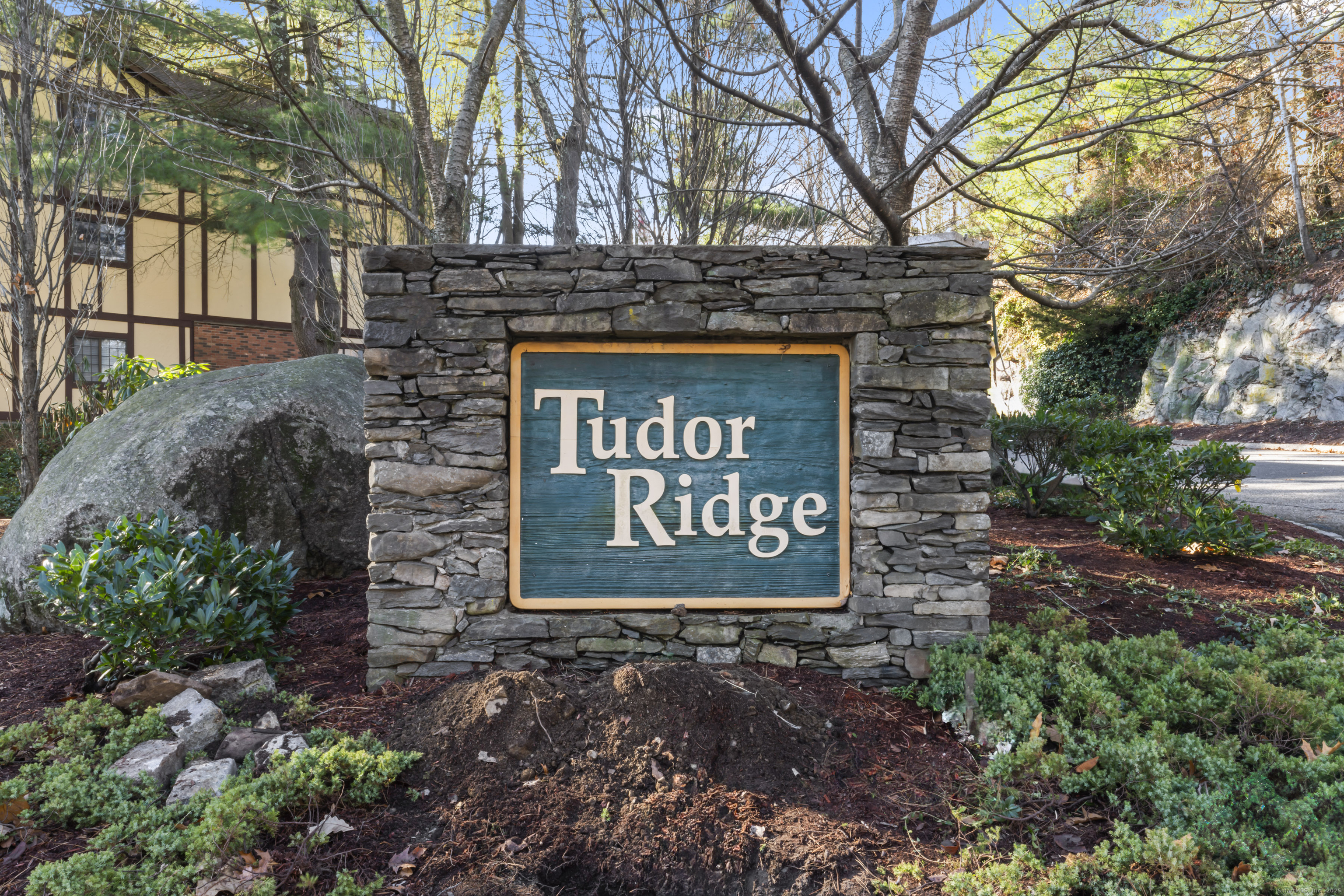 125 Warner Hill Road, Unit 80 Stratford, CT 06614 - Photo 2 of 27