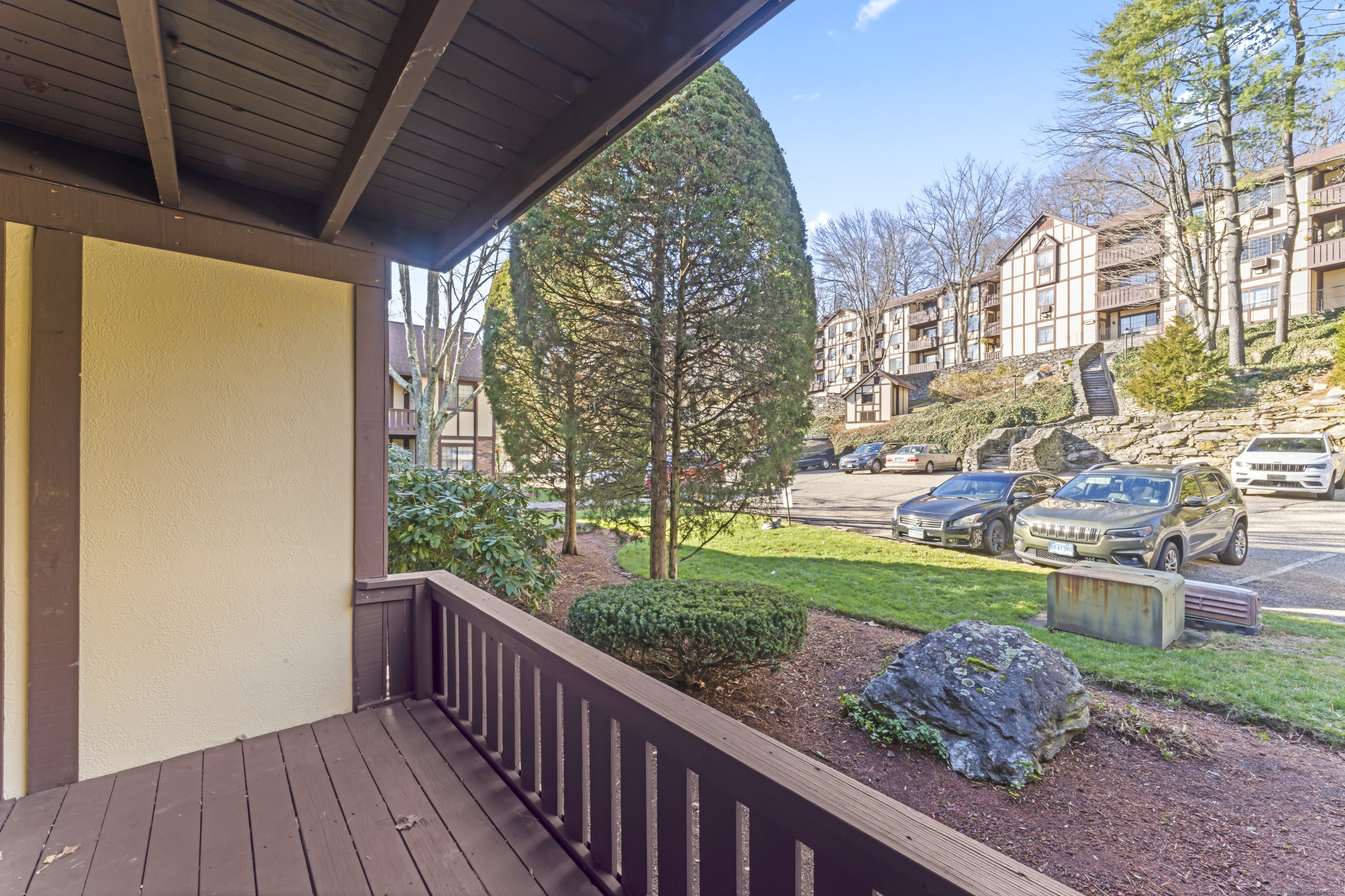 125 Warner Hill Road, Unit 80 Stratford, CT 06614 - Photo 25 of 27