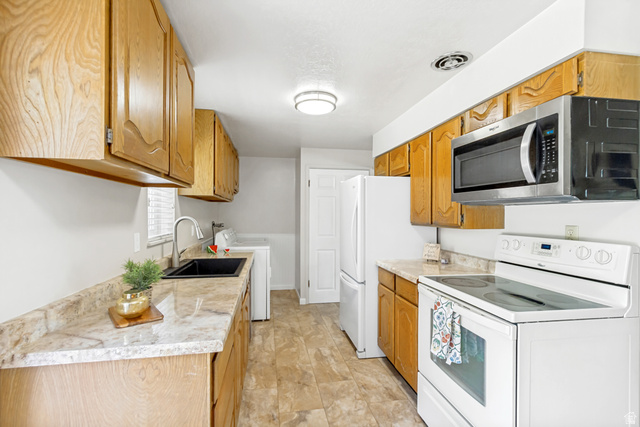 266 North 1040 E Street Springville, UT 84663 - Photo 4 of 17