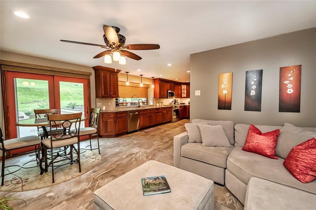 136 Thomas Road McMurray, PA 15317 - Photo 14 of 25