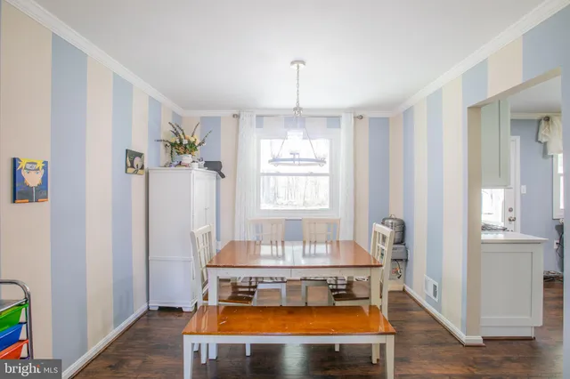 $734,900 | 16920 Glen Oak Court, Rockville, MD 20855