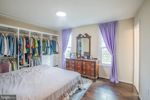 $734,900 | 16920 Glen Oak Court, Rockville, MD 20855