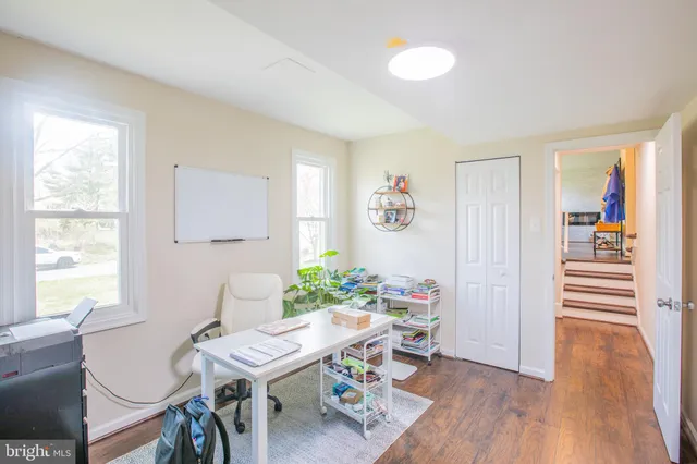 $734,900 | 16920 Glen Oak Court, Rockville, MD 20855