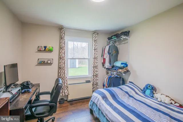 $734,900 | 16920 Glen Oak Court, Rockville, MD 20855