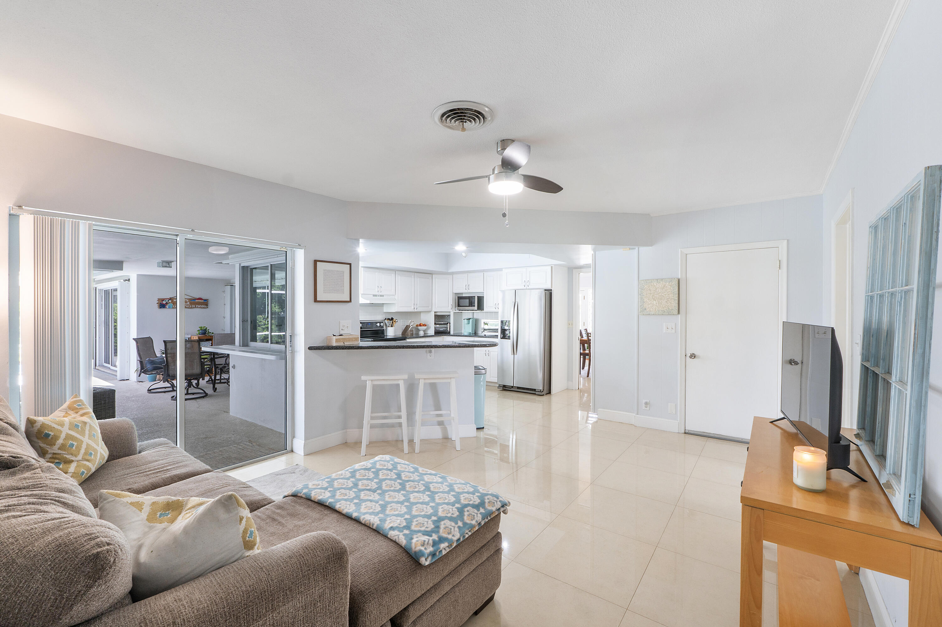 772 Apple Tree Lane Boca Raton, FL 33486 - Photo 16 of 39 772 Apple Tree Ln_019