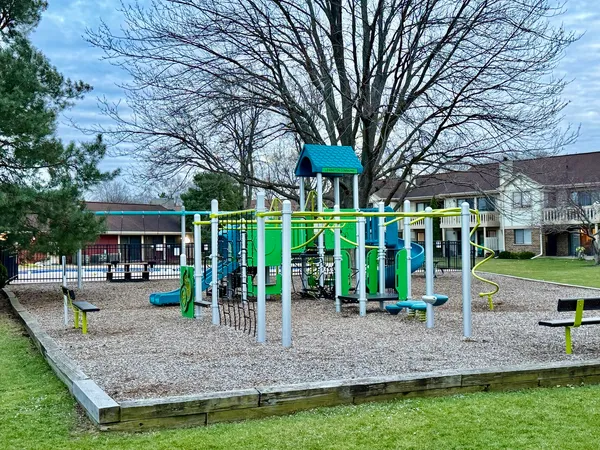 $339,900 | 1053 Scanlon Drive, Unit A1, Wheeling, IL 60090