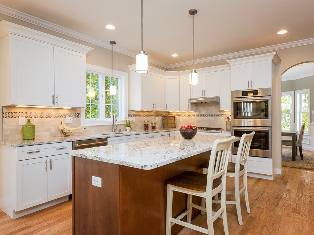 97 Springs Road Bedford, MA 01730 - Photo 4 of 28 Gallery Image 4
