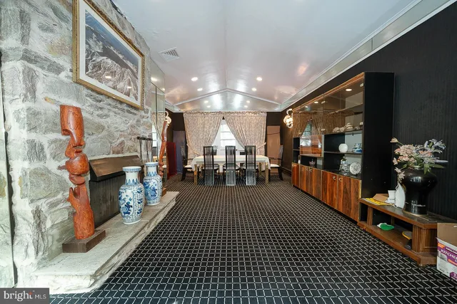 $1,100,000 | 323 Hidden River Road, Penn Valley, PA 19072