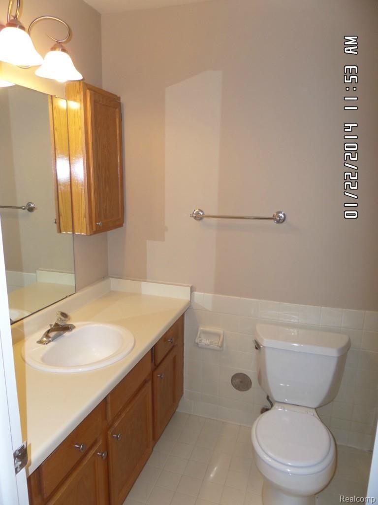 440 Baldwin Avenue, Unit 58 Rochester, MI 48307 - Photo 8 of 14 SAM_1287.jpg