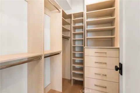 $3,500,000 | 305 Fernleaf Avenue, Corona del Mar, CA 92625