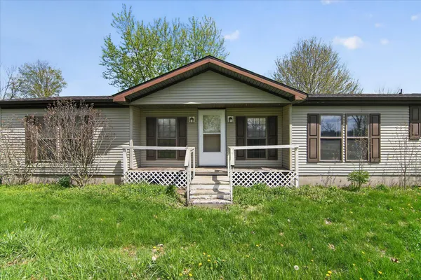 $205,000 | 3810 9 1/2 Mile Road, Burlington, MI 49029