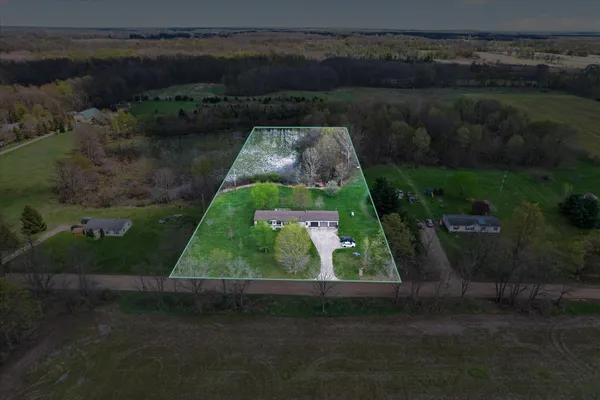 $205,000 | 3810 9 1/2 Mile Road, Burlington, MI 49029