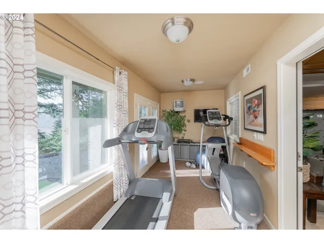 $1,399,000 | 317 Aker Drive, Myrtle Creek, OR 97457