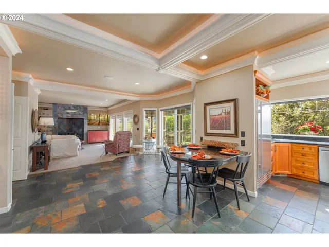 $1,399,000 | 317 Aker Drive, Myrtle Creek, OR 97457