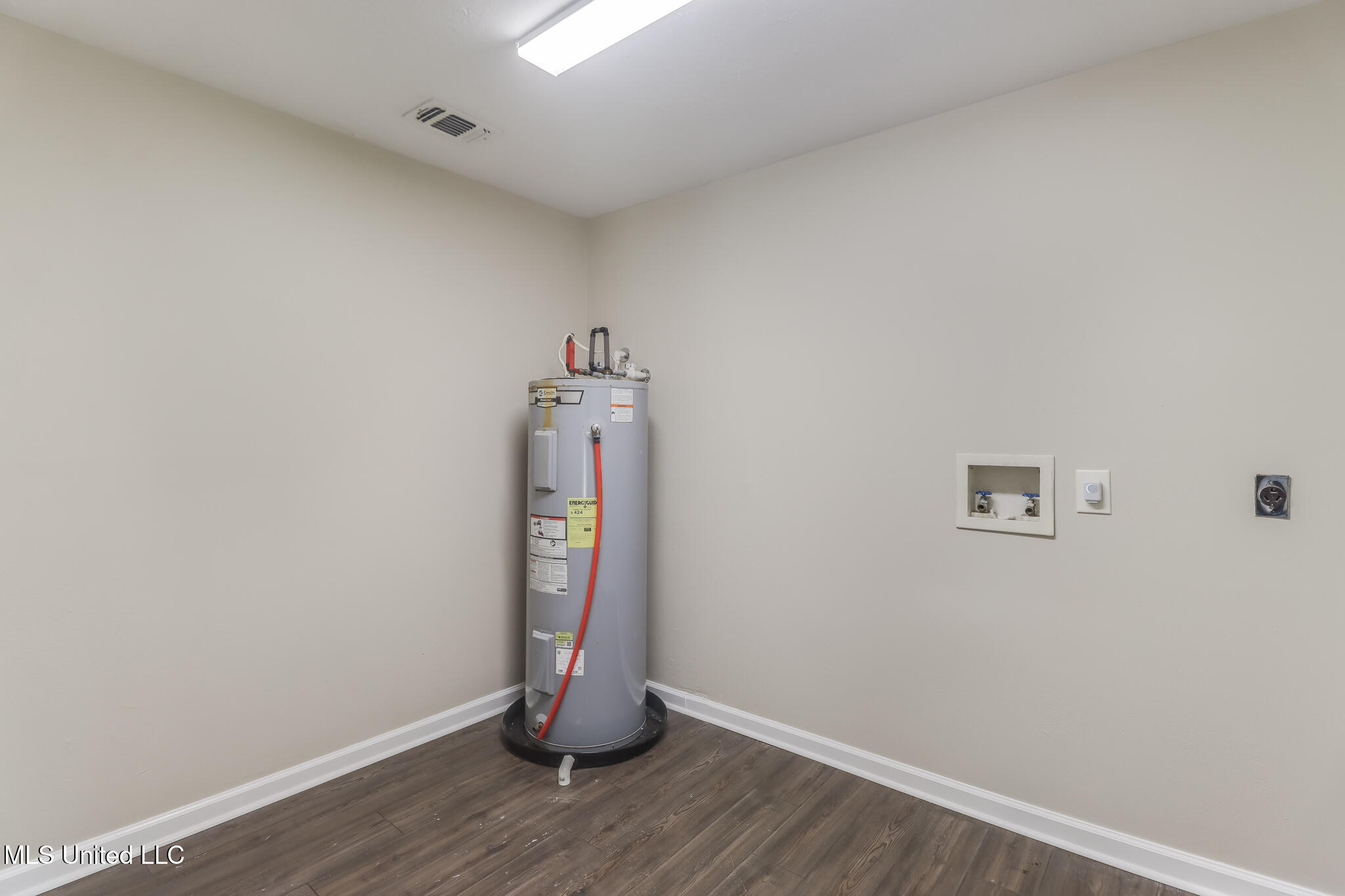 1864 Old Highway 26 Perkinston, MS 39573 - Photo 12 of 28 A9DBACE1-7EBA-4B5F-80C5-99E34B779A0B