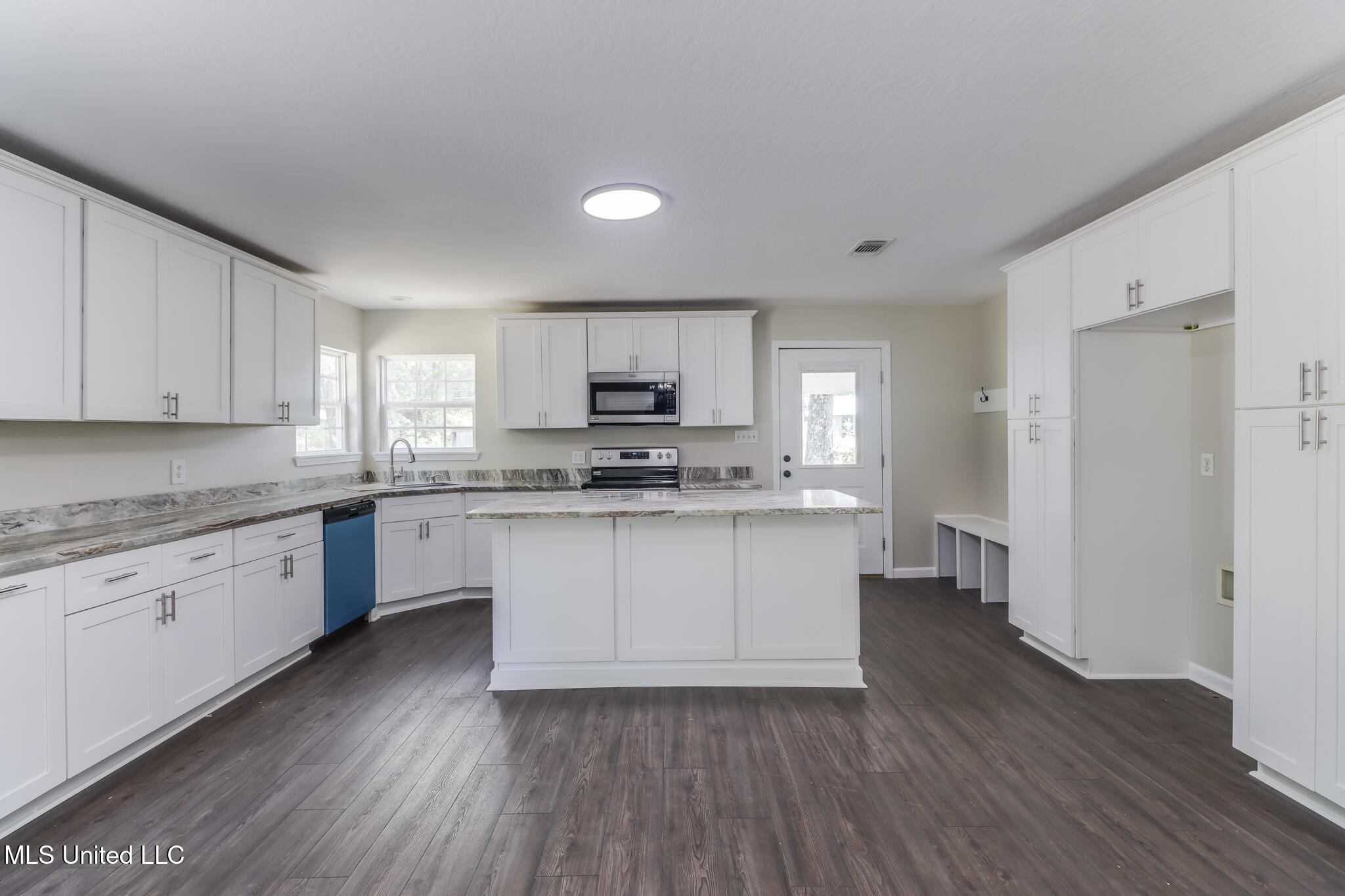 1864 Old Highway 26 Perkinston, MS 39573 - Photo 2 of 28 D713B14B-962E-427B-B64A-6BAD52A3E025