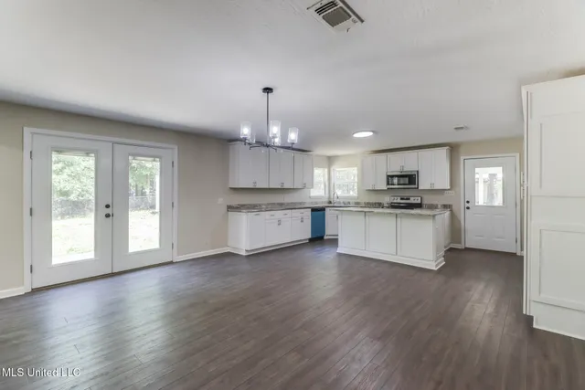 $220,000 | 1864 Old Highway 26, Perkinston, MS 39573