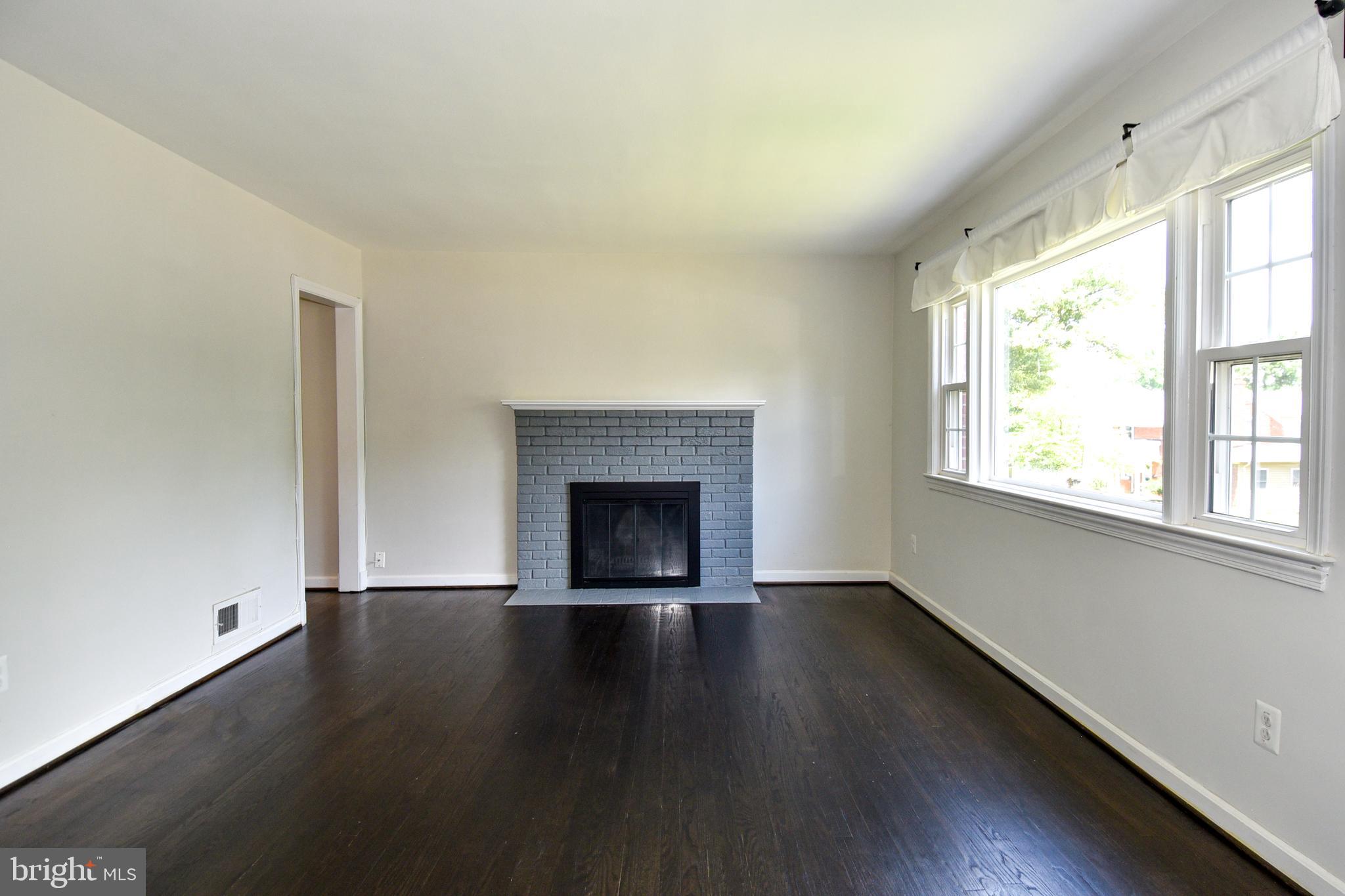 107 West George Mason Road Falls Church, VA 22046 - Photo 4 of 40 Gallery Image 4