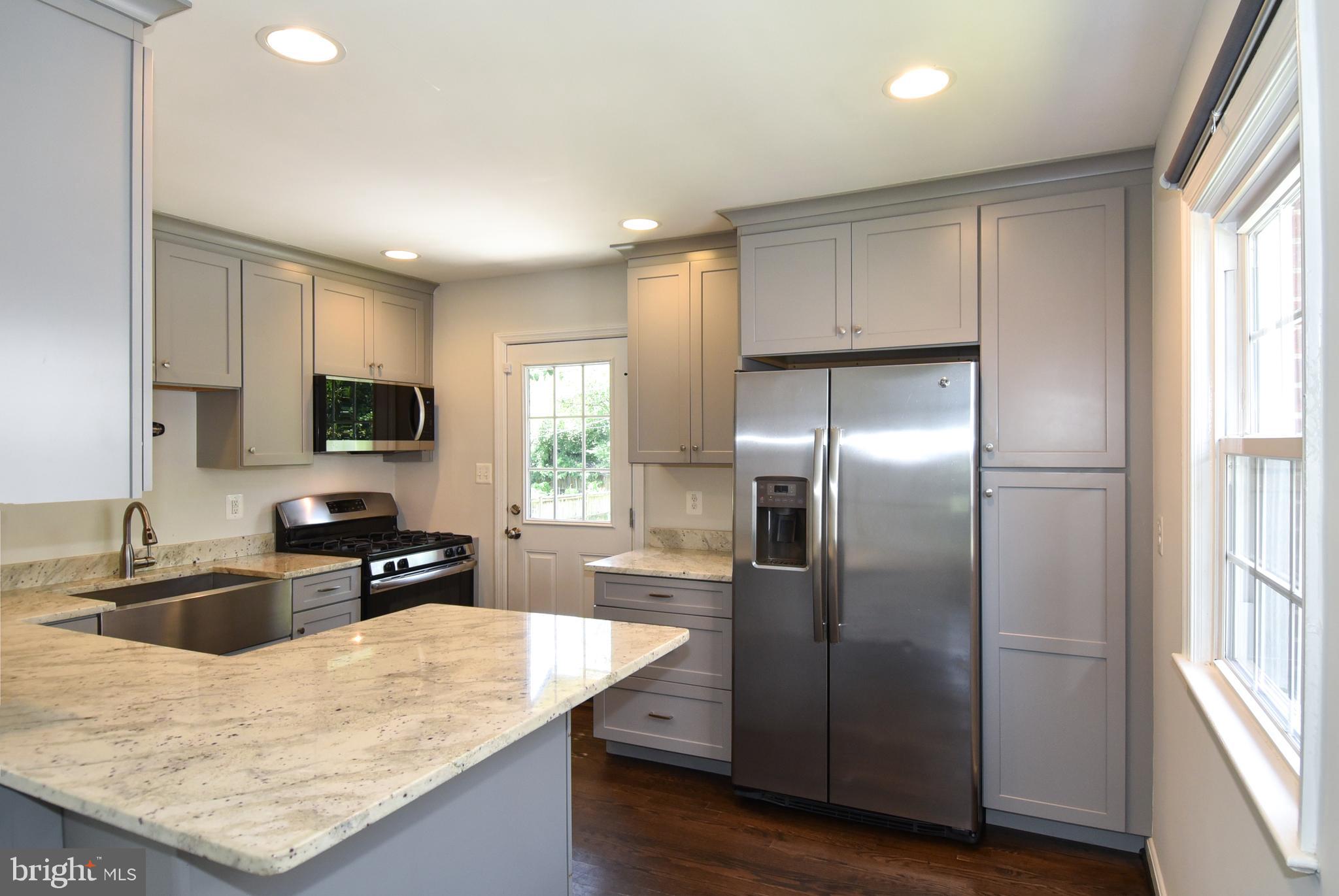 107 West George Mason Road Falls Church, VA 22046 - Photo 8 of 40 Gallery Image 8