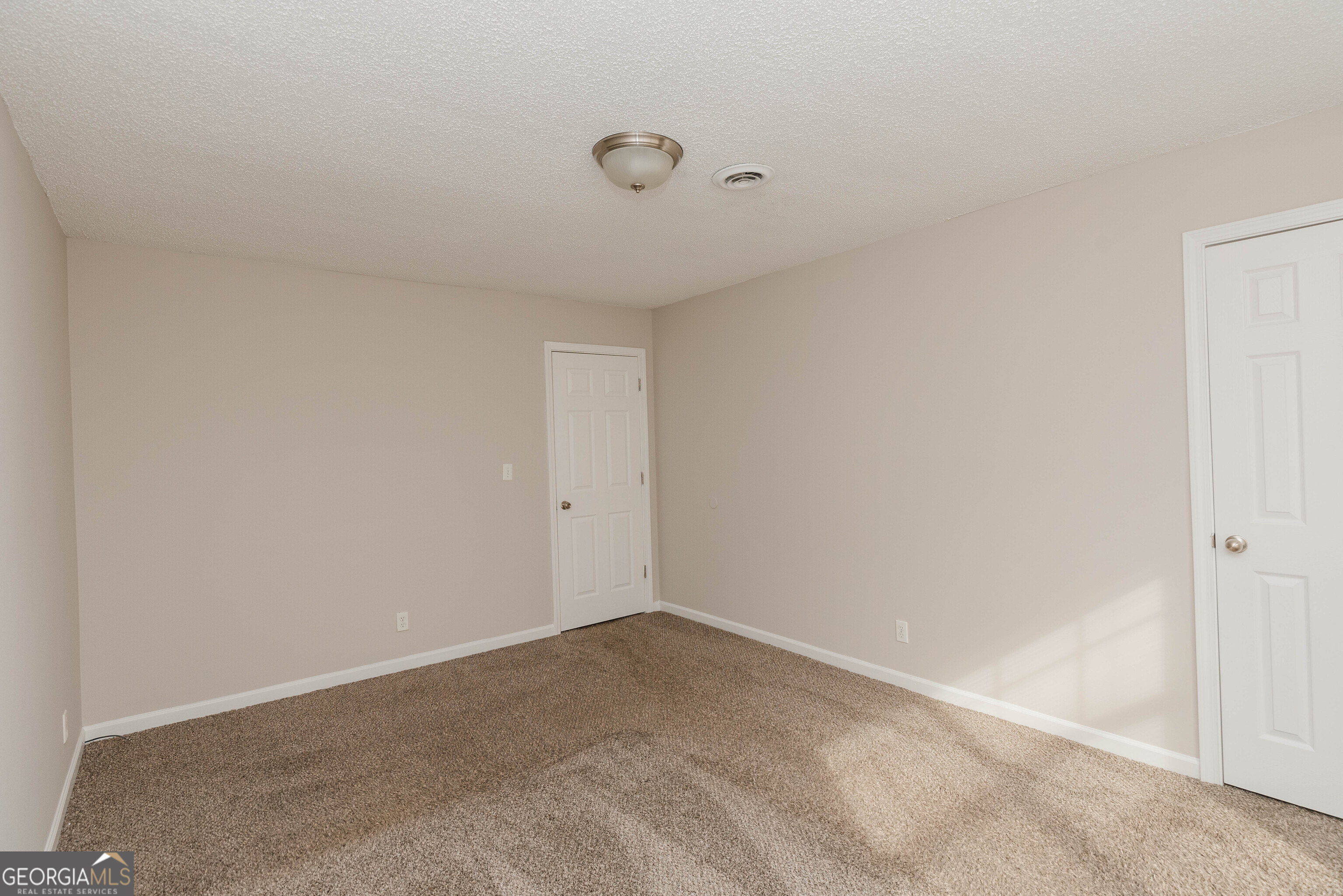 424 WI Parkway Dallas, GA 30132 - Photo 11 of 22