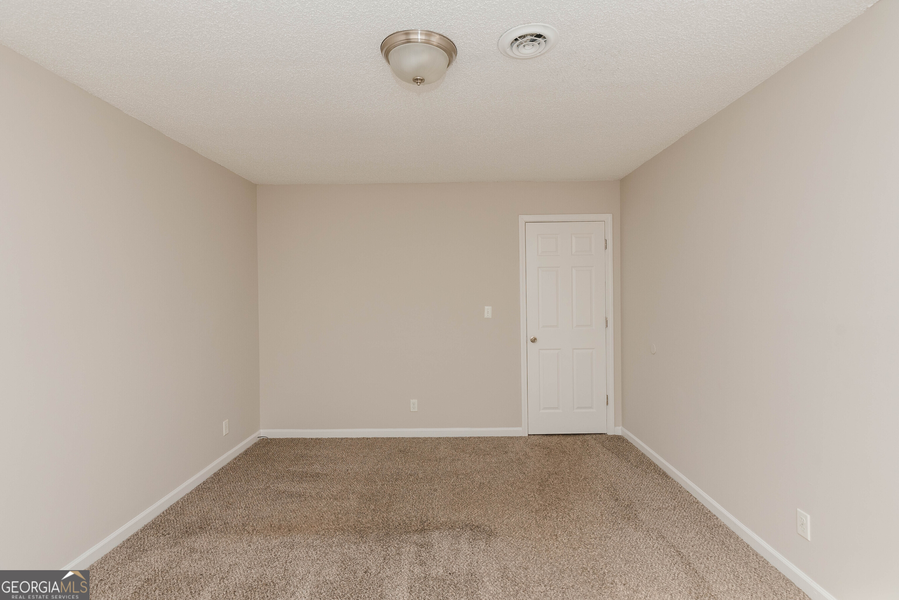 424 WI Parkway Dallas, GA 30132 - Photo 8 of 22