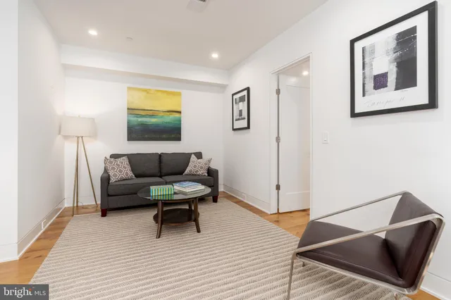 $5,500 | 103 17th Street Southeast, Washington, DC 20003