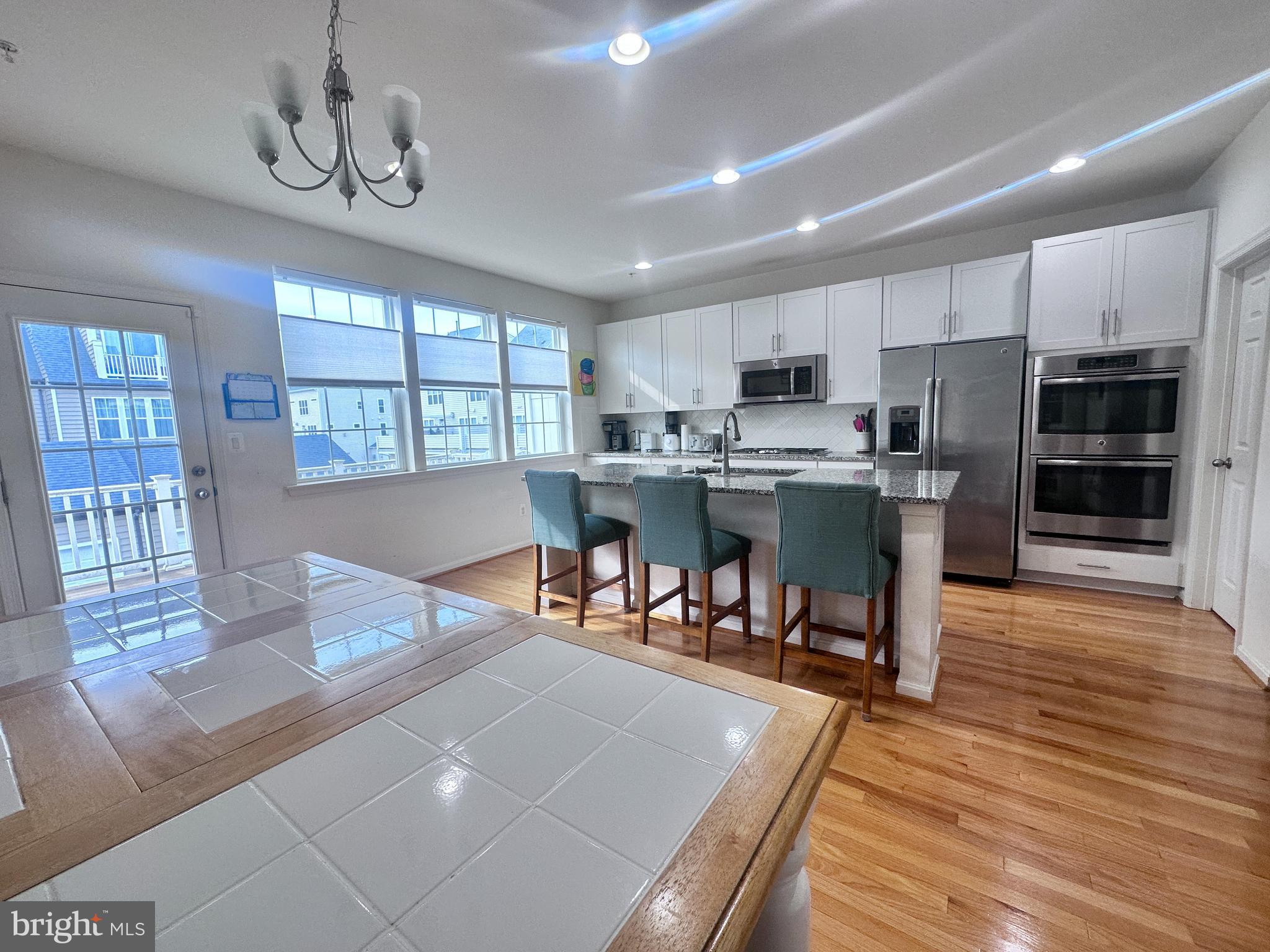 634 Blandwood Road Frederick, MD 21701 - Photo 2 of 11 Large Kitchen with island