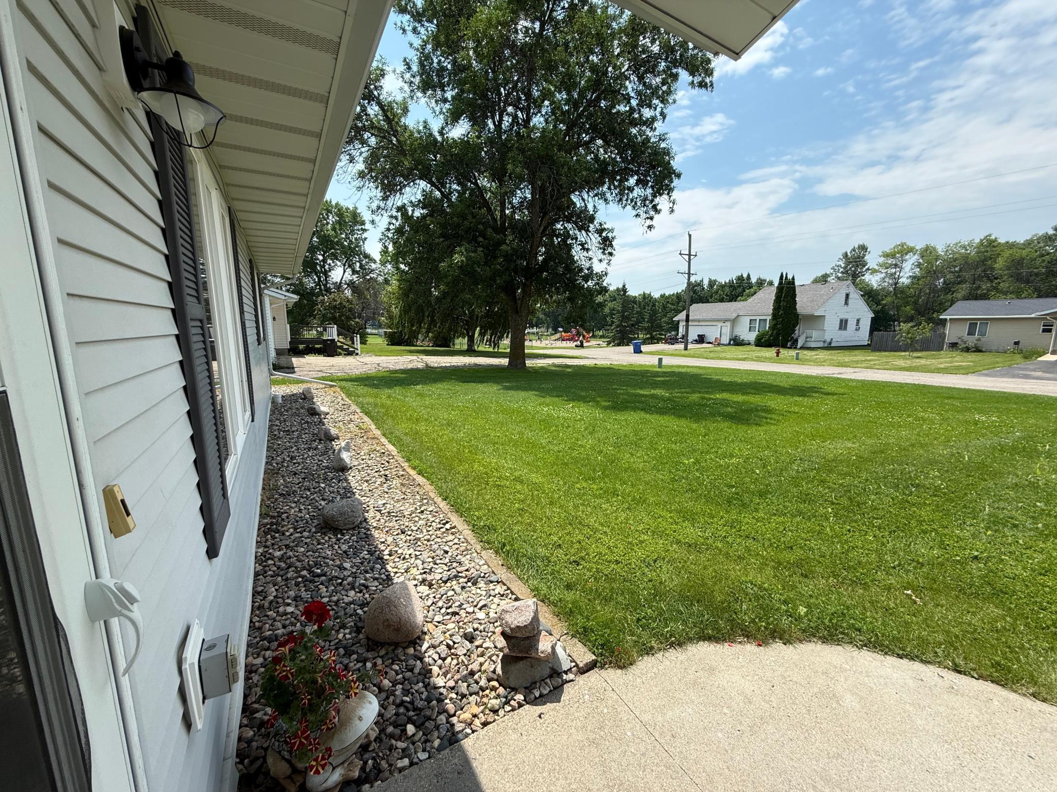 531 6th Street Audubon, MN 56511 - Photo 3 of 28