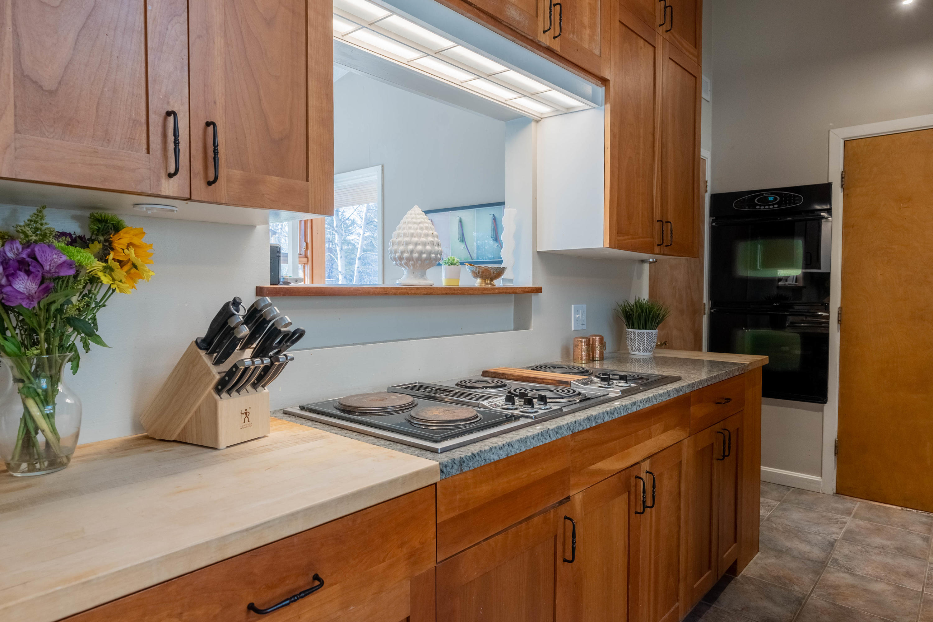 11 Ledge Road Cumberland Foreside, ME 04110 - Photo 22 of 57 11 Ledge Road_Kitchen