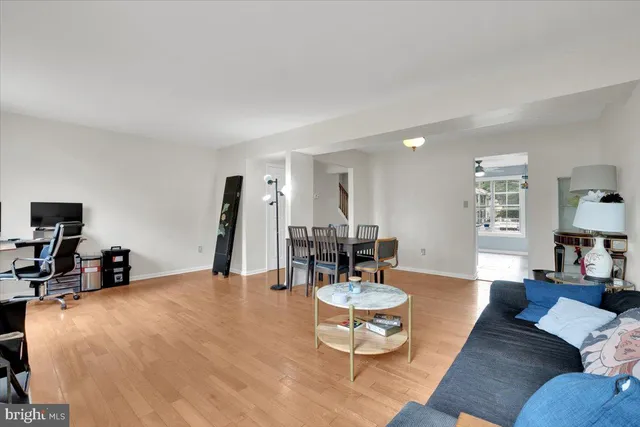 $345,000 | 6121 North Hil Mar Circle, District Heights, MD 20747