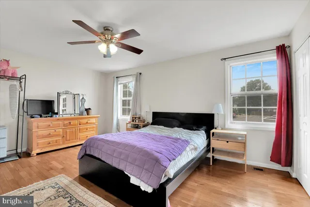 $345,000 | 6121 North Hil Mar Circle, District Heights, MD 20747