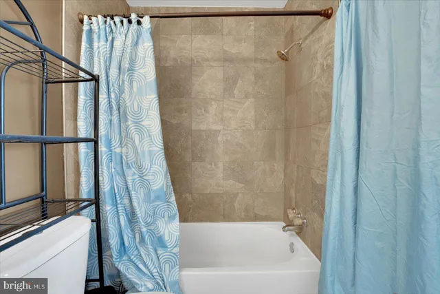 $345,000 | 6121 North Hil Mar Circle, District Heights, MD 20747