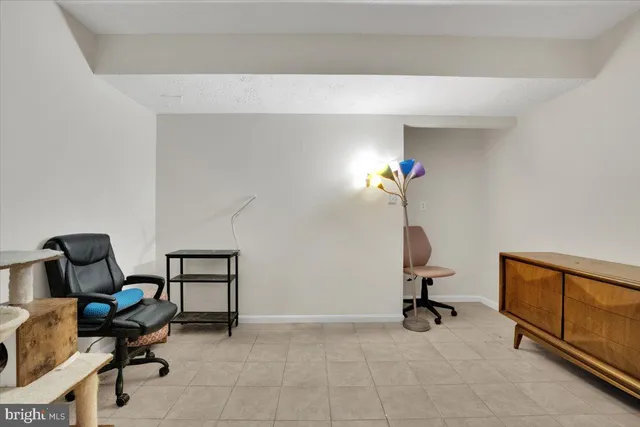 $345,000 | 6121 North Hil Mar Circle, District Heights, MD 20747