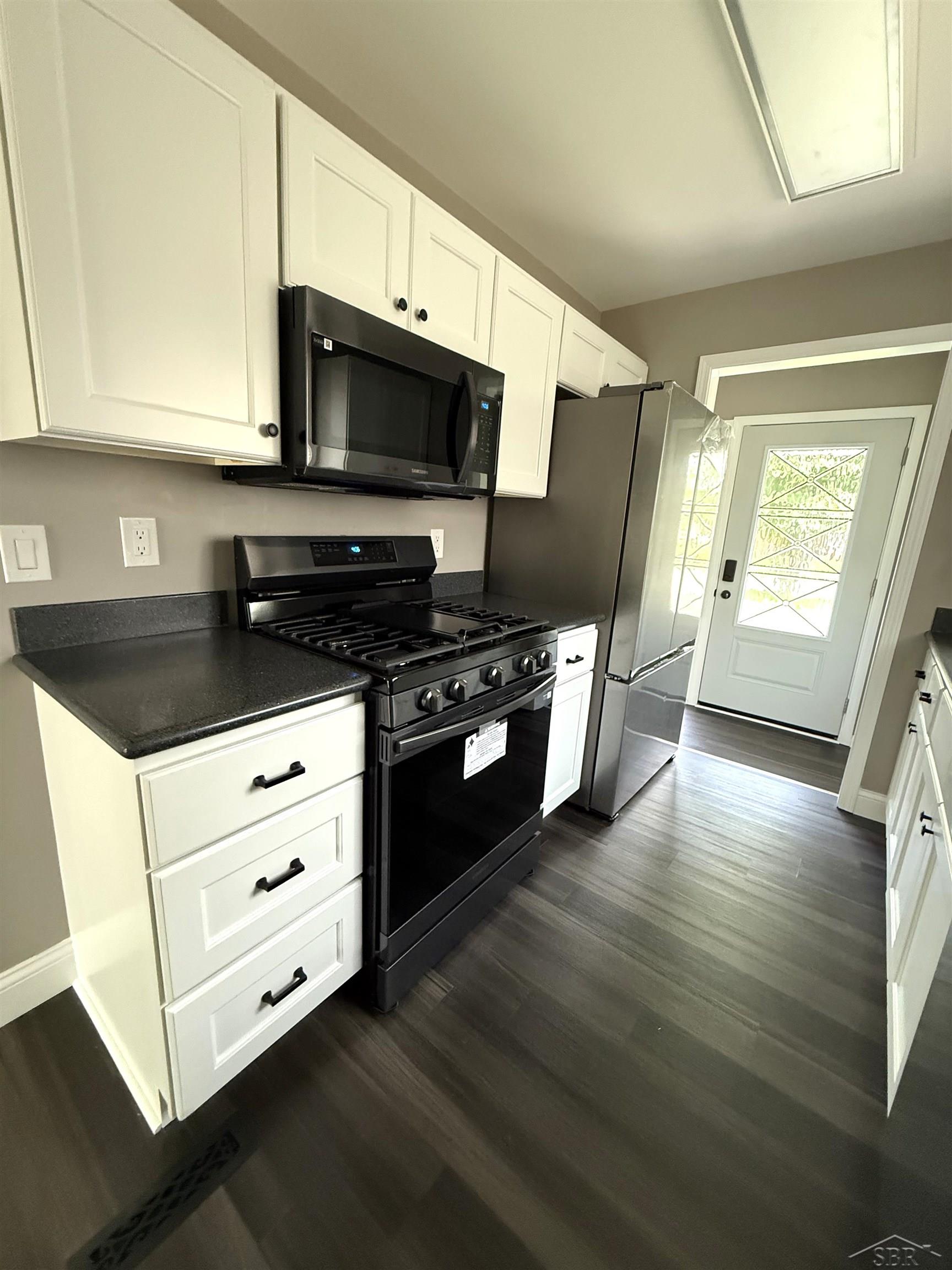 2365 Anderson Road Saginaw, MI 48603 - Photo 9 of 34 Gallery Image 9