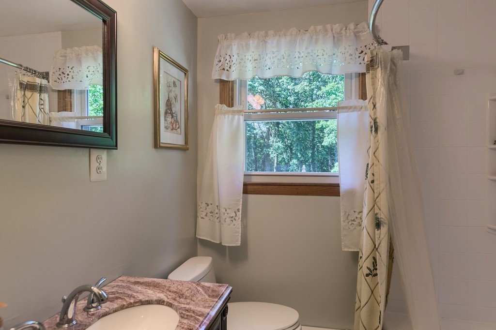 168 Salem Road Billerica, MA 01821 - Photo 11 of 29