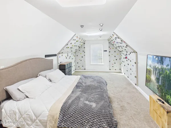 $605,000 | 1108 Merloun Drive, Olive Branch, MS 38654