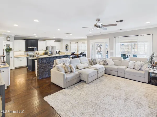 $605,000 | 1108 Merloun Drive, Olive Branch, MS 38654