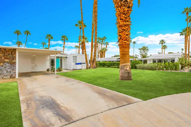$959,900 | 566 East Flor Circle, Palm Springs, CA 92264